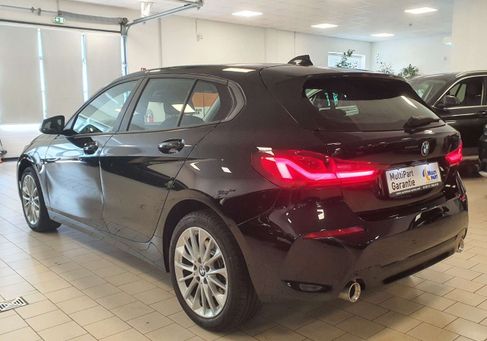 BMW 120, 2023