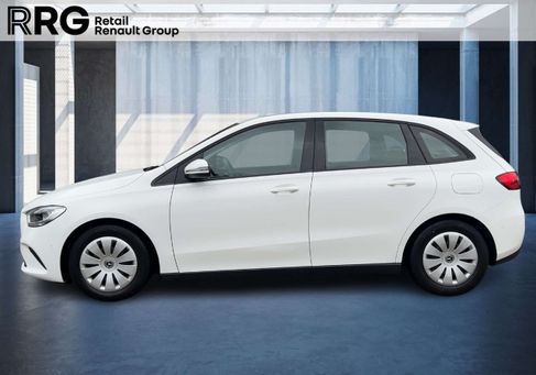 Mercedes-Benz B 180, 2020