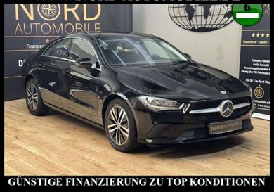 Mercedes-Benz CLA 200, 2022