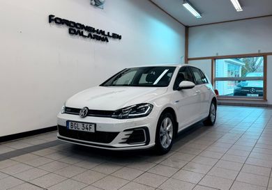 Volkswagen Golf, 2020