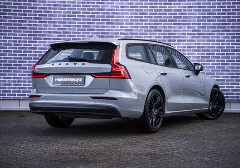 Volvo V60, 2023 3