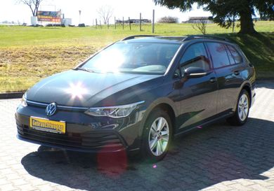 Volkswagen Golf, 2023
