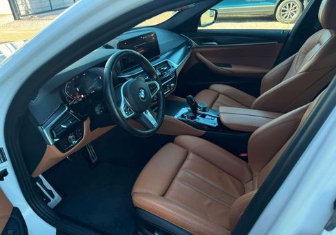 BMW 520, 2022