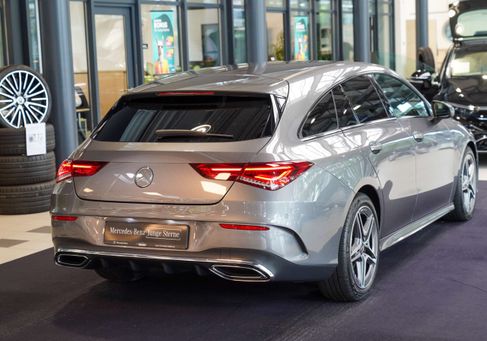 Mercedes-Benz CLA 180, 2022