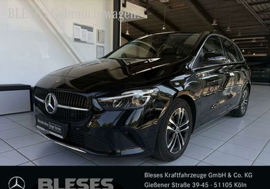 Mercedes-Benz B 200, 2023