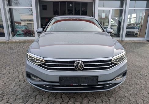 Volkswagen Passat Variant, 2022