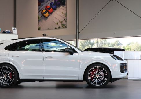 Porsche Cayenne, 2024