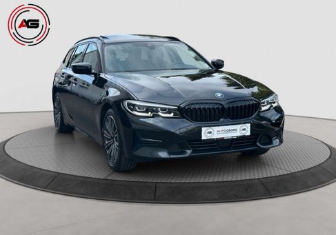 BMW 320, 2021