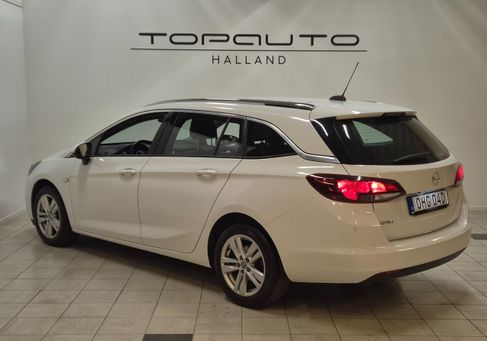 Opel Astra, 2021