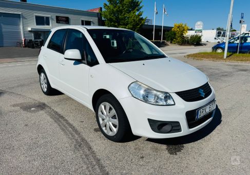 Suzuki SX4, 2010