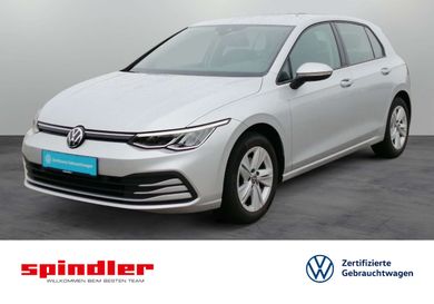 Volkswagen Golf, 2022