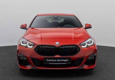 BMW 220, 2021