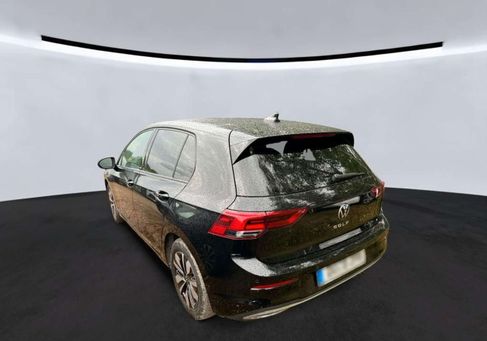 Volkswagen Golf, 2023 3