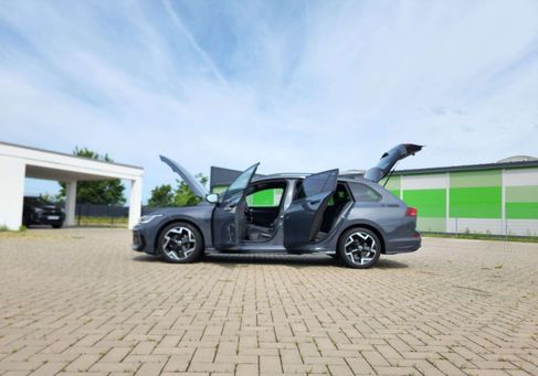 Volkswagen Golf, 2025 3