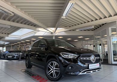 Mercedes-Benz GLA 200, 2022