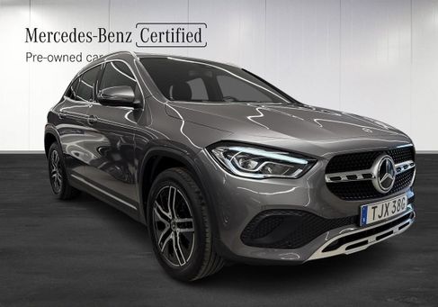Mercedes-Benz GLA 250, 2022