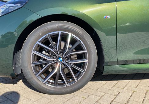 BMW 218, 2024 3