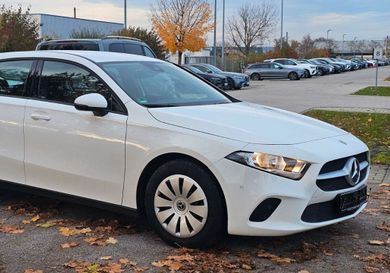 Mercedes-Benz A 180, 2022