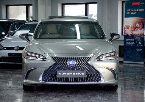 Lexus ES, 2019
