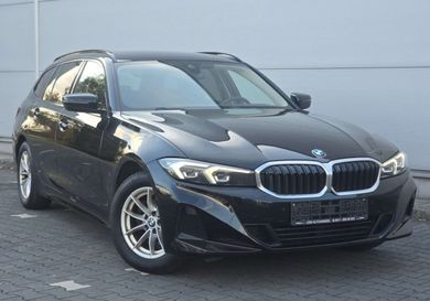 BMW 318, 2022
