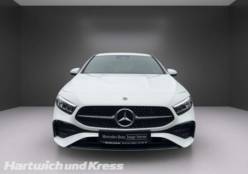 Mercedes-Benz A 180, 2025