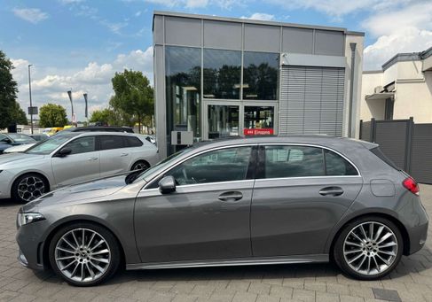 Mercedes-Benz A 250, 2022 3