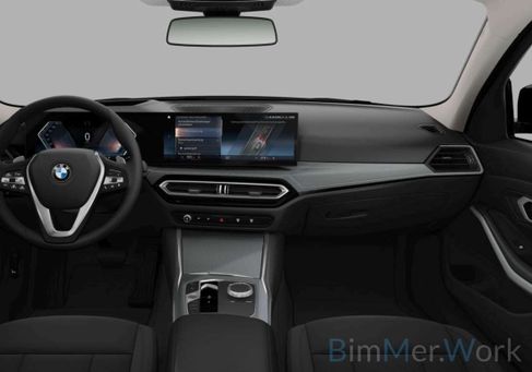 BMW 320, 2023