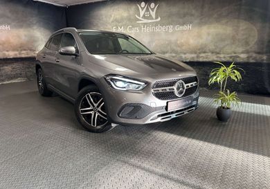 Mercedes-Benz GLA 200, 2021