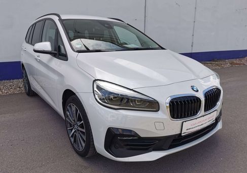 BMW 218, 2019 2