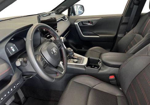 Toyota RAV 4, 2025 2