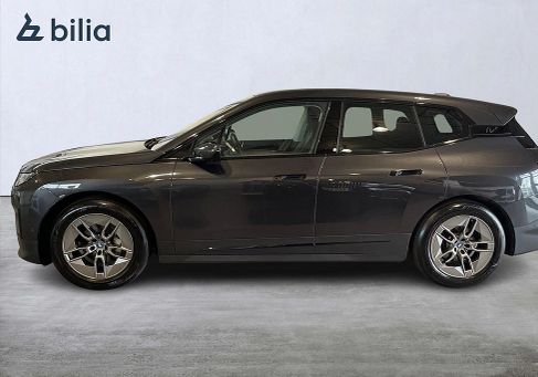 BMW iX, 2022