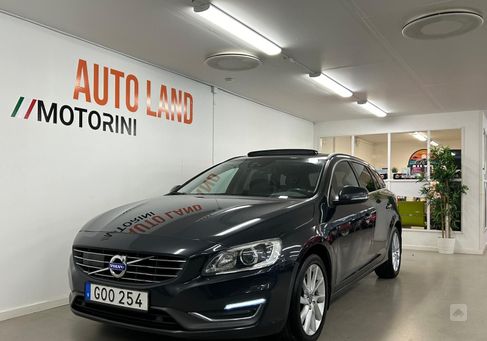 Volvo V60, 2015