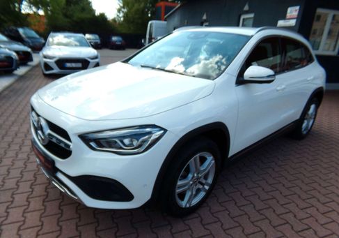 Mercedes-Benz GLA 200, 2020