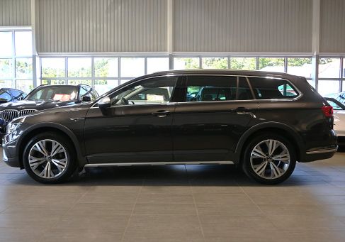 Volkswagen Passat, 2023