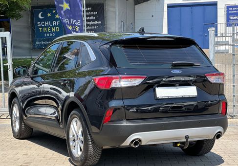 Ford Kuga, 2022