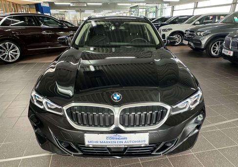 BMW 318, 2022