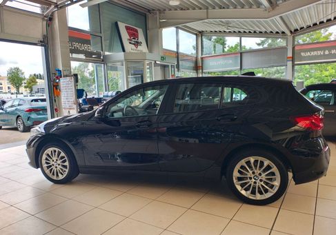 BMW 118, 2023