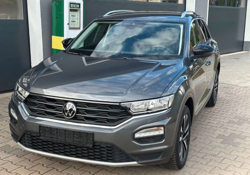 Volkswagen T-Roc, 2021