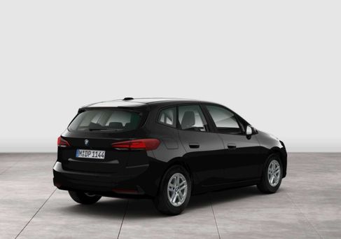 BMW 216, 2023