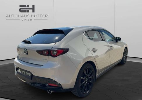 Mazda 3, 2023