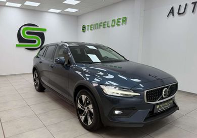 Volvo V60 Cross Country, 2023
