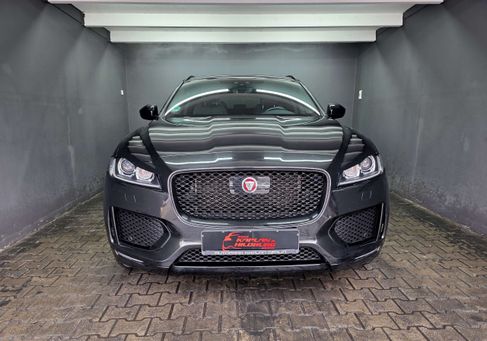 Jaguar F-Pace, 2020