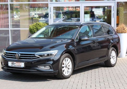 Volkswagen Passat Variant, 2023 2