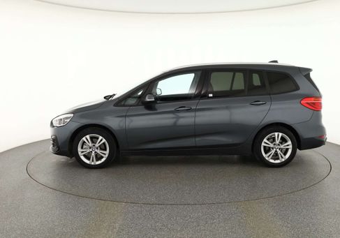 BMW 218, 2021 2