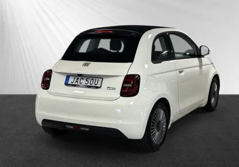 Fiat 500C, 2022