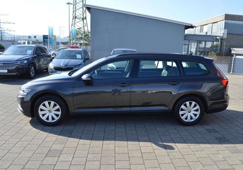 Volkswagen Passat Variant, 2023 3