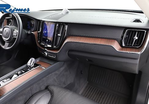 Volvo XC60, 2024