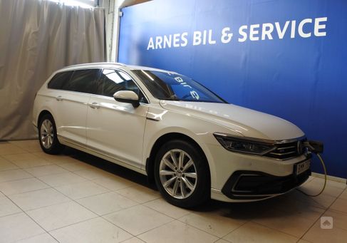 Volkswagen Passat Variant, 2020