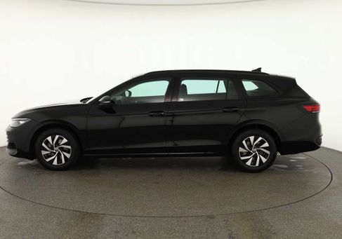 Volkswagen Passat Variant, 2024 2