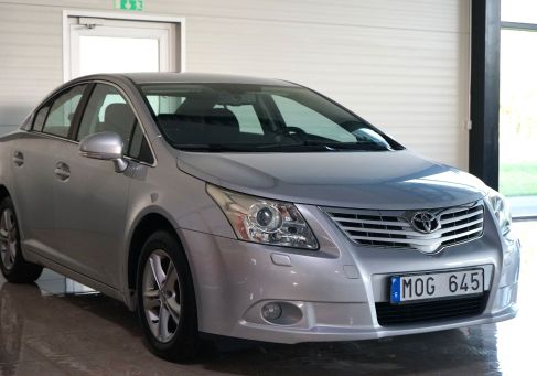 Toyota Avensis, 2010